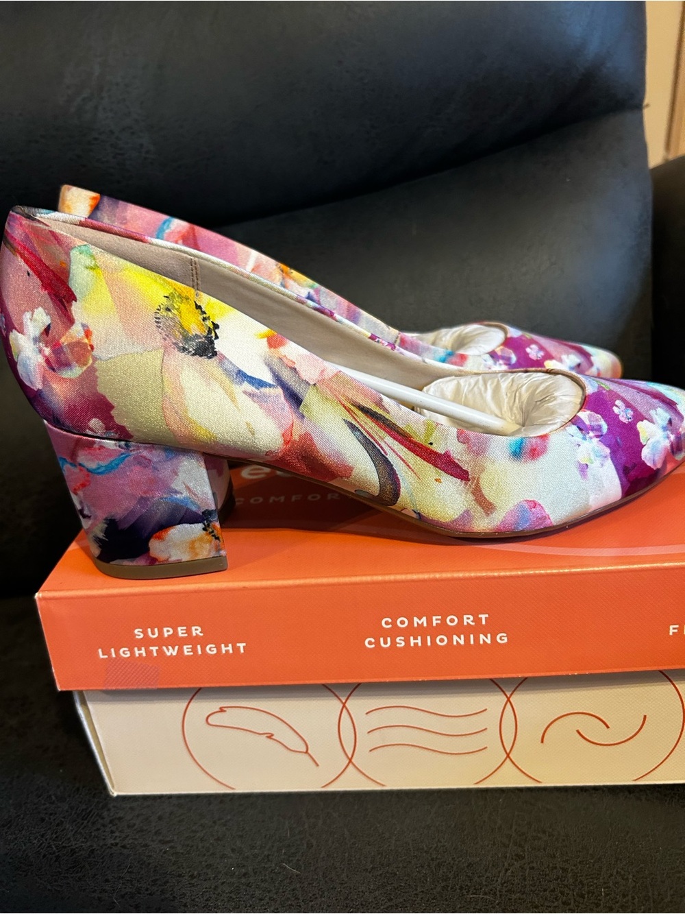 Women’s Easy Spirit  Block Heel Pumps in Multicolor 8w